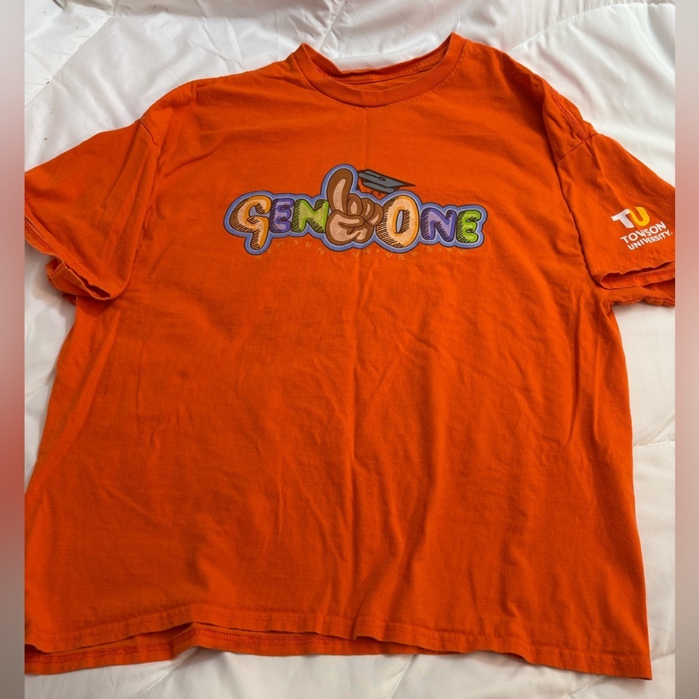 Orange Graphic T-Shirt Towson University size XL (size tag not present)